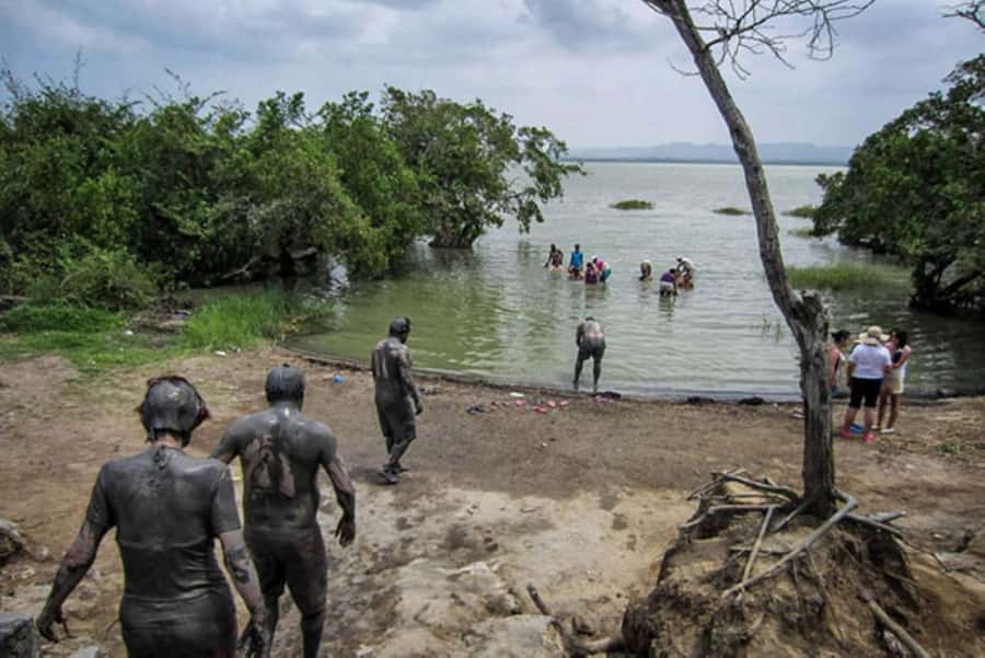 Cartagena: Mud Volcano Tour with Lunch, Pool, and Beach - Floating in Totumo’s volcanic mud