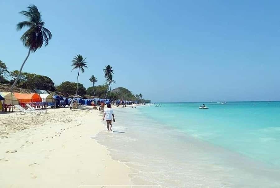 Cartagena: Playa Blanca BARU by speedboat with lunch - A fair verdict on the $47 price
