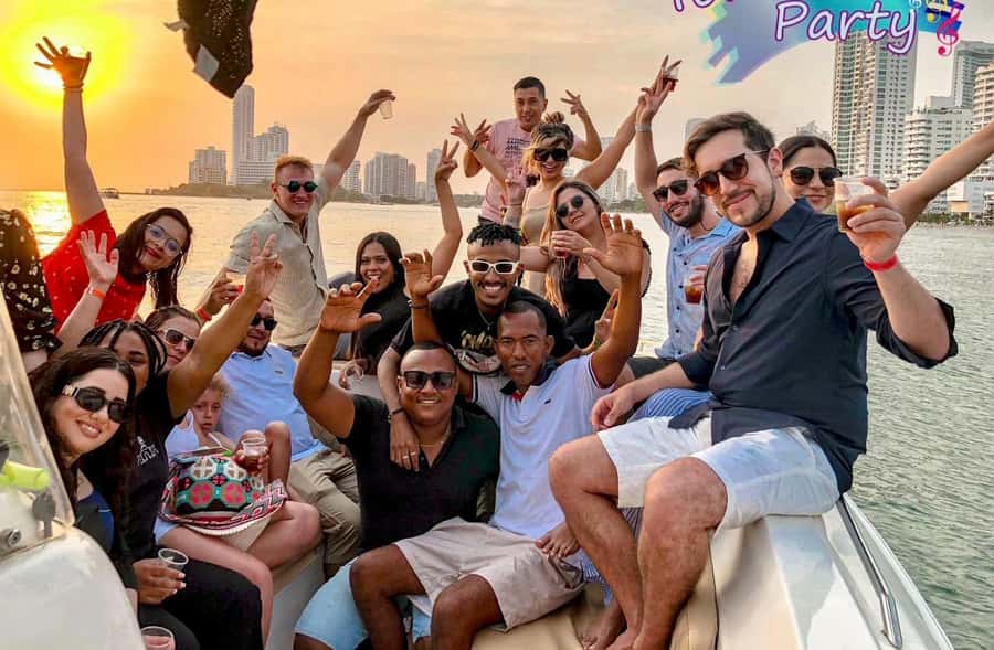 Cartagena: Private Sunset and Night Boat Tour - Key Points Before You Book