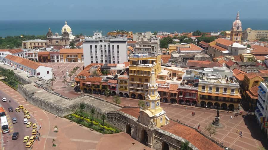 Cartagena: Private Walking Tour with German or Italian Guide - Key points to know before booking