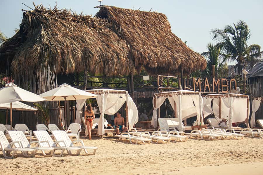 Cartagena: Rosario Islands Day Tour with Snorkel & Lunch - What to Pack for the Islands