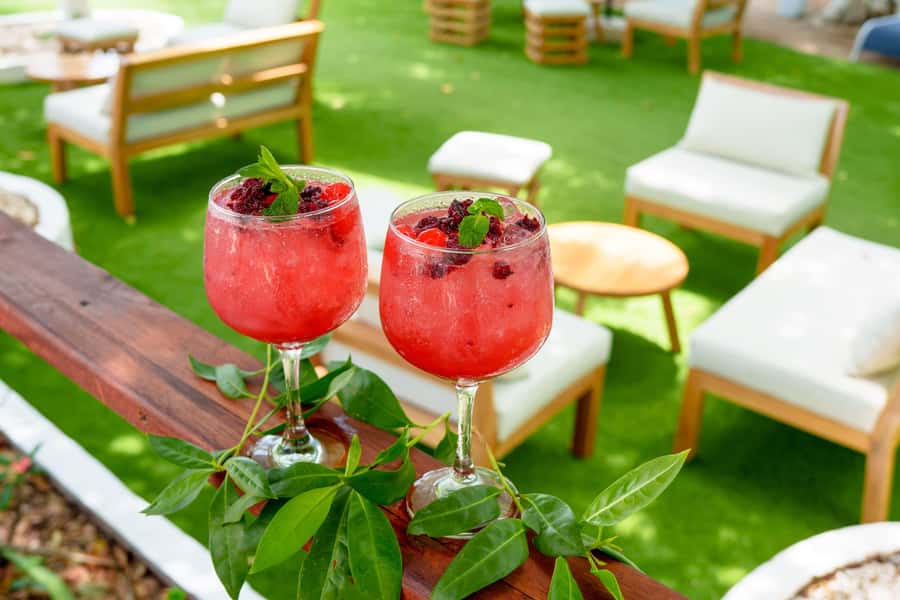 Cartagena: Rosario Islands Daypass Ibbiza Island Beach Club - What kind of island day is this?