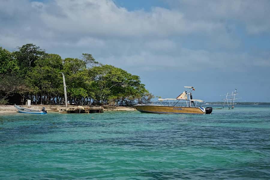 Cartagena: Rosario Islands Private Boat Tour - Weather and sea conditions can change everything