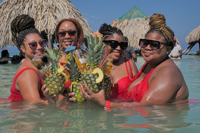 Cartagena's Legendary Boat Party : Full Day in Cholón - Who will enjoy it most?