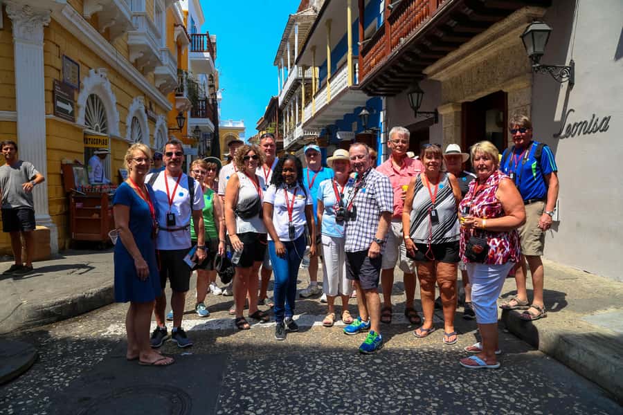 Cartagena: Shared Walking Tour of the Colonial Old Town - Should you book the Colonial Old Town walk?
