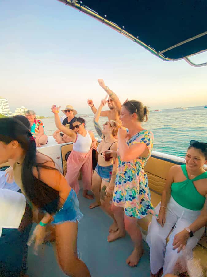 Cartagena: Speed Boat Party on the Bay with open bar - What This Cartagena Boat Party Really Is