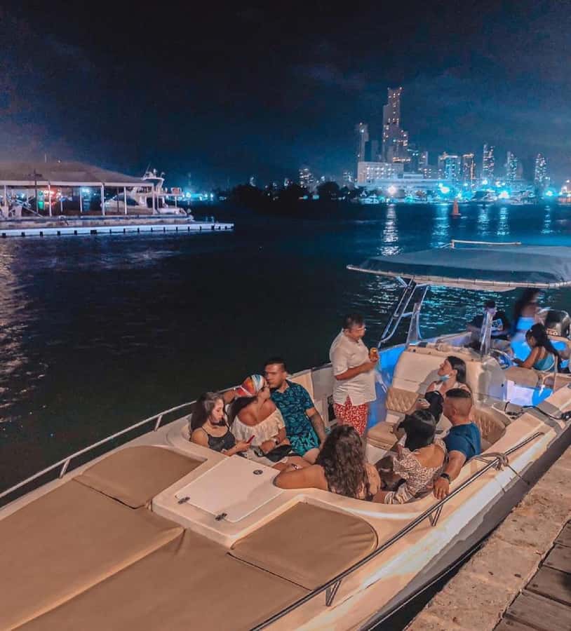 Cartagena: Speed Boat Party on the Bay with open bar - Sailing Out Into Cartagena Bay