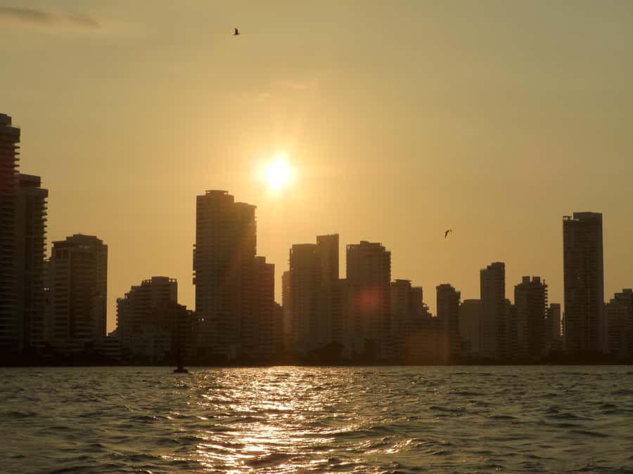 Cartagena: Sunset baytour with Dj, drinks and disco - Meeting at Muelle de los Pegasos at 4:45PM