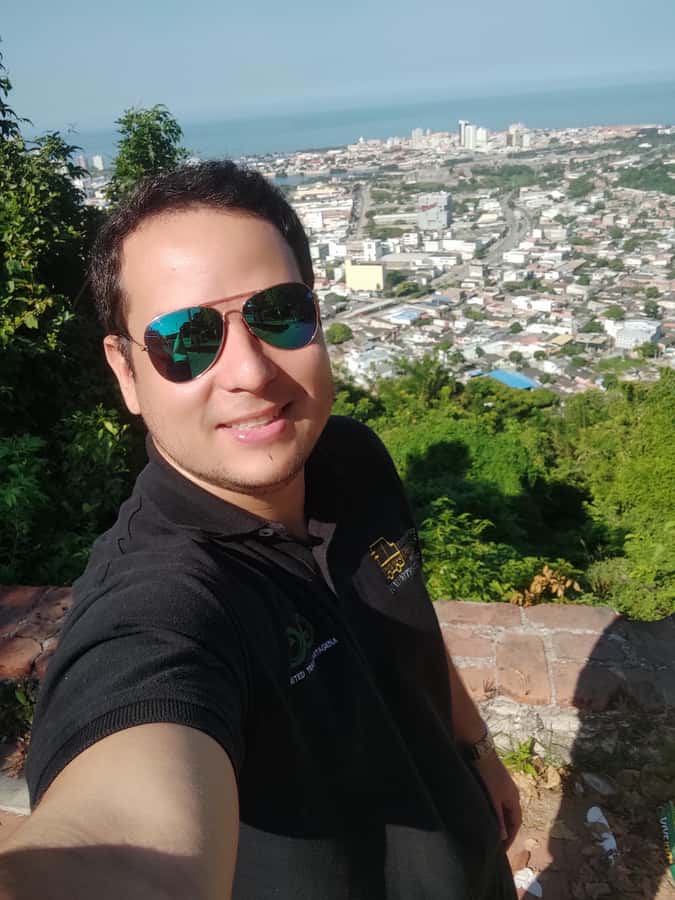 CARTAGENA: The Best CITY TOUR of my Magical City - Getsemaní, graffiti, and the historic center