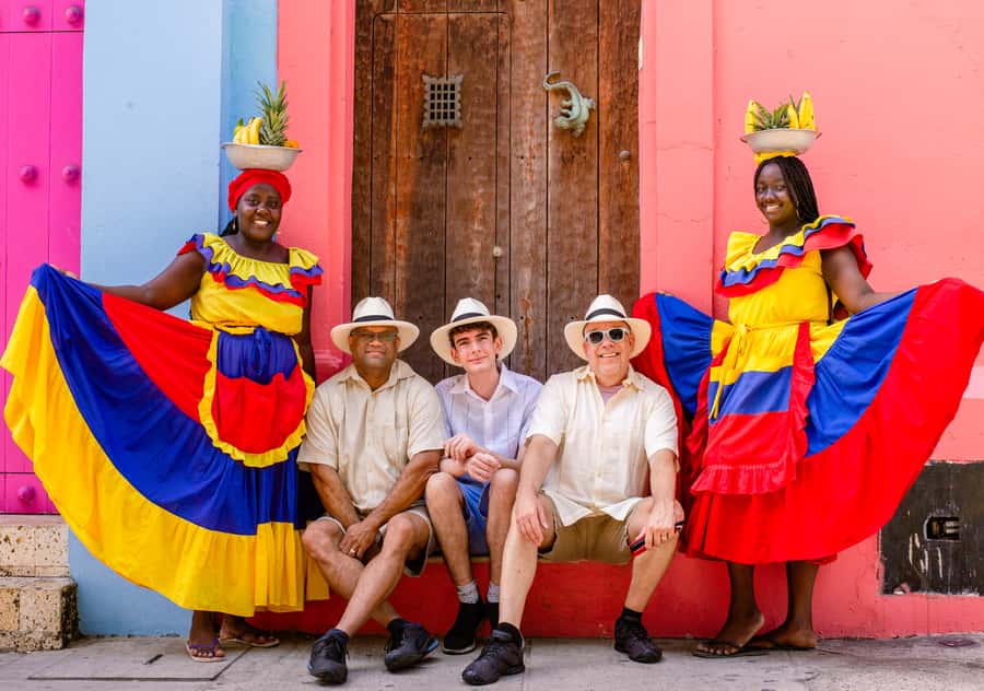 Cartagena Travel Memories: A cover magazine Photo Shoot - Walking through Centro and Getsemaní