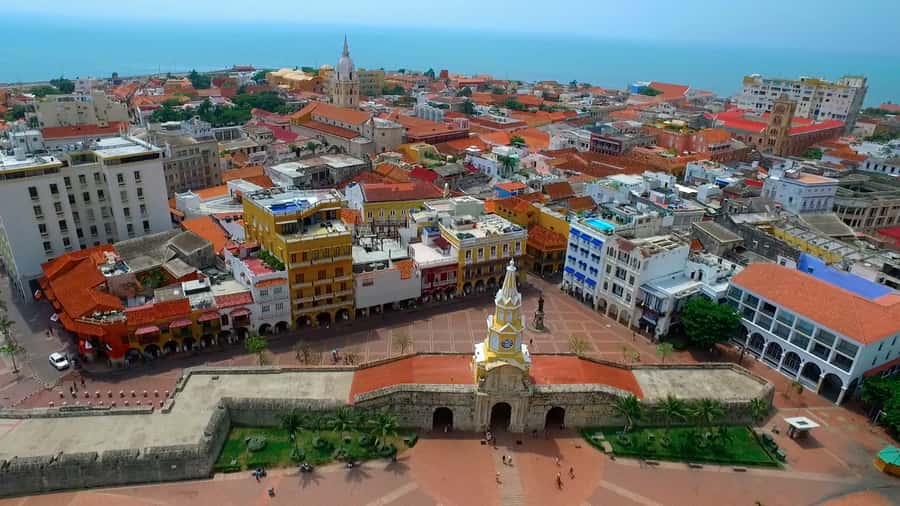 Cartagena: Walled City and Getsemani Shared Walking Tour - Key points to know before booking