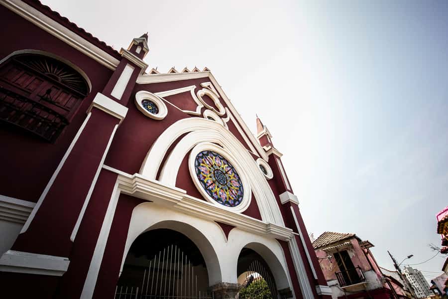 Cartagena: Walled City Walking Tour - Plaza Santo Domingo and the alley of the stirrups