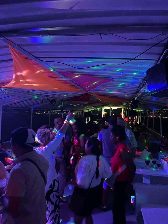 Cartagena: White Night Boat Tour with Dinner and Open Bar - Cartagena Bay views from the Bequia Eagle