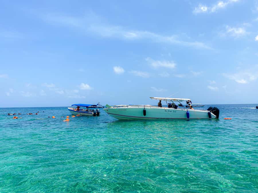 Cholon Forever Boat Party - What kind of day is Cholón Forever?