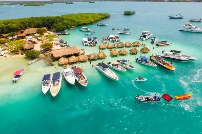 Cholon The party island, with DJ on board - Meeting at Muelle de los Pegasos at 8:00 am
