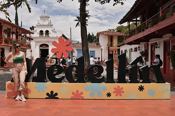 City Tour + Commune 13 Medellin - What this Medellín tour is really designed to do