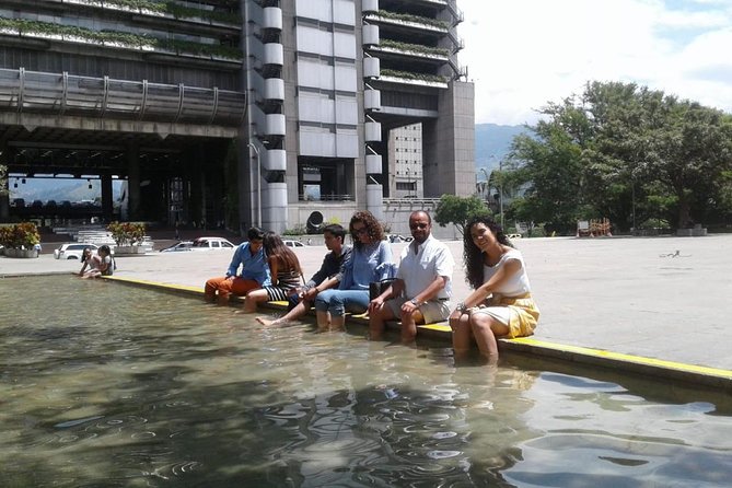 City tour, Commune 13, Metro Cable, Botero Park and more. Private - Why this private route works for a first Medellín visit