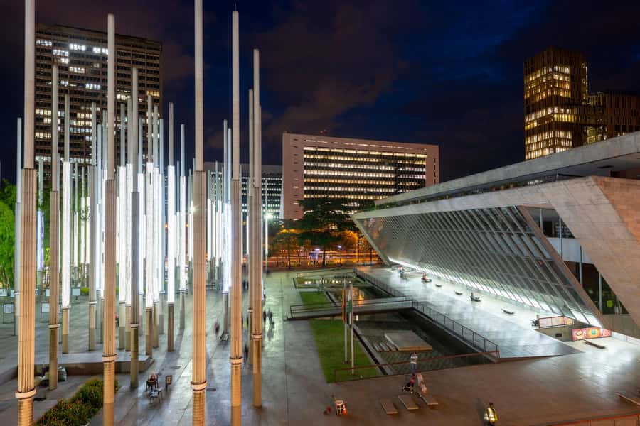City Tour of Downtown Medellin Private or Shared - What the guides add to the experience