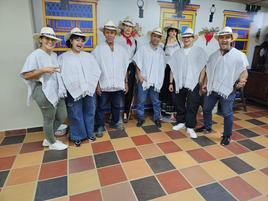 Coffee Experience with roasting show in Comuna 13 - Why this Comuna 13 coffee experience is worth your time