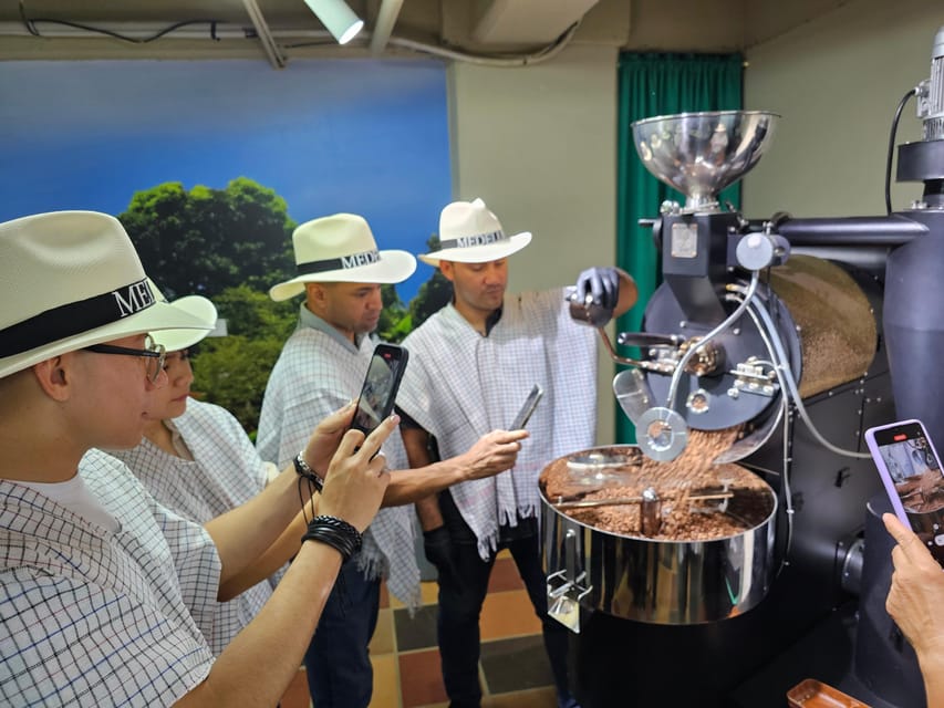 Coffee Experience with roasting show in Comuna 13 - Turning coffee fruit into something you can drink