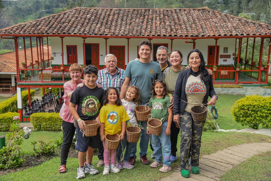 Coffee Tour Salento-Ocaso Farm- English Tour - Starting among the trees and gardens