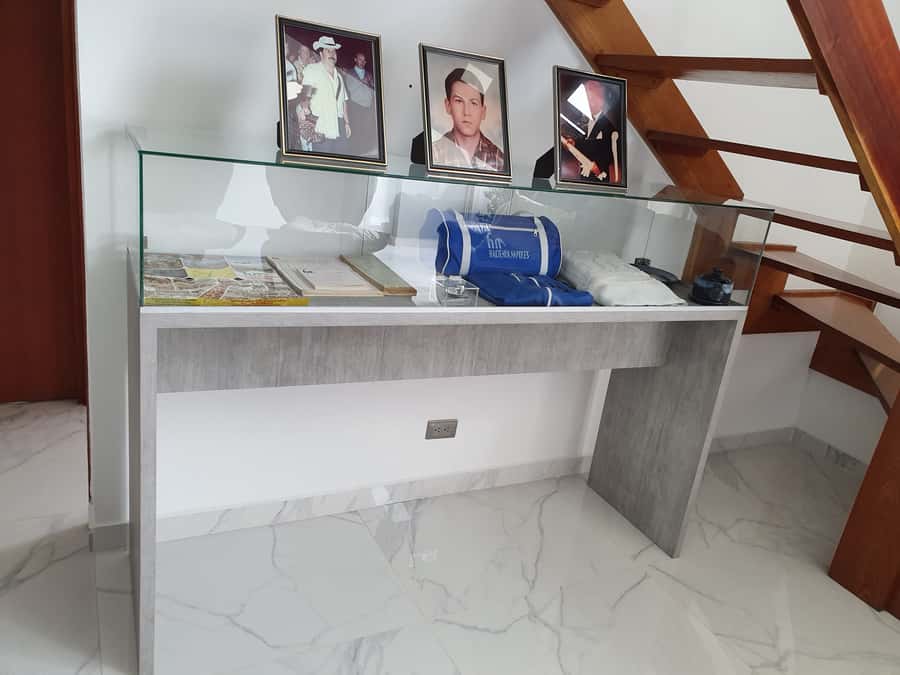 Colombia: Official Pablo Escobar Meet the Family Museum Tour - Hearing the painful family account