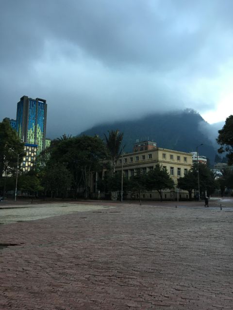 Complete Walking Tour in Bogota's Downtown - Carrera 7ma and the memory of El Bogotazo