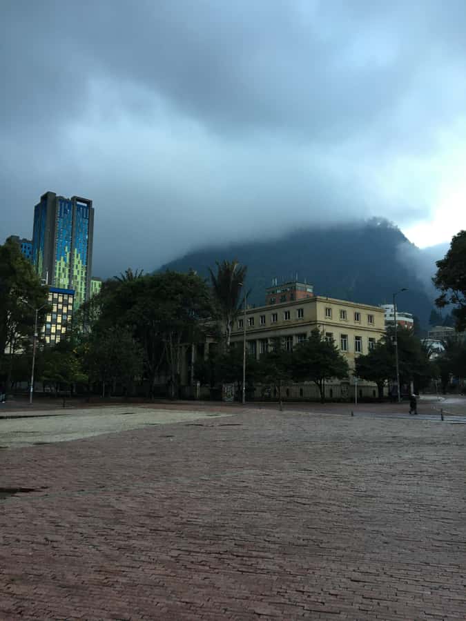 Complete Walking Tour in Bogota's Downtown - La Candelaria: colonial streets, Chicha, and street art