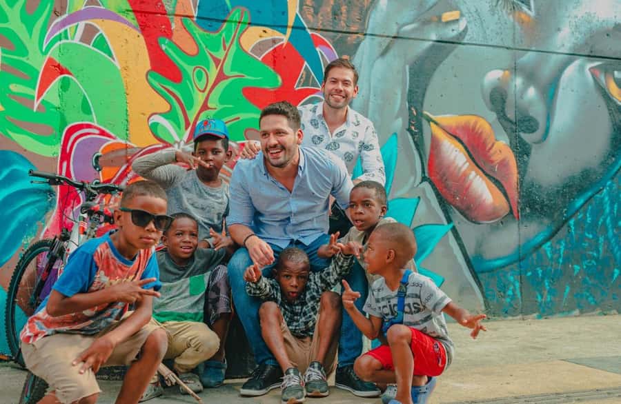 Comuna 13 and Downtown Medellín City Tour - Why this tour works as a first look at Medellín