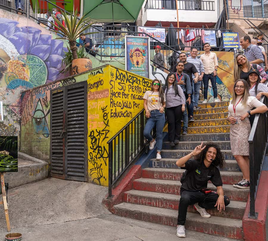 Comuna 13: Graffiti Tour with Tasting, Live Show, & Gallery - Is $31 a fair price for four hours?