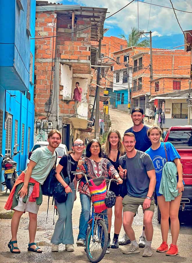 Comuna 4 - Moravia Tour - The food tasting and small snack