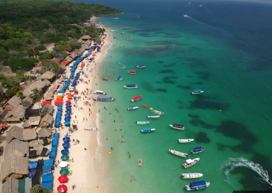 Daytour to Playa Tranquila VIP with Parasols, Lunch by bus! - Leaving Cartagena by Air-Conditioned Bus