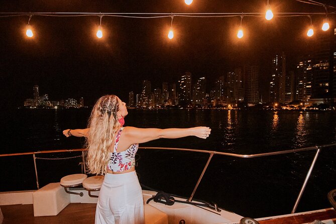 Dinner cruise on Cartagena's bay with Sibarita Master - Starting at La Bodeguita Tourist Pier