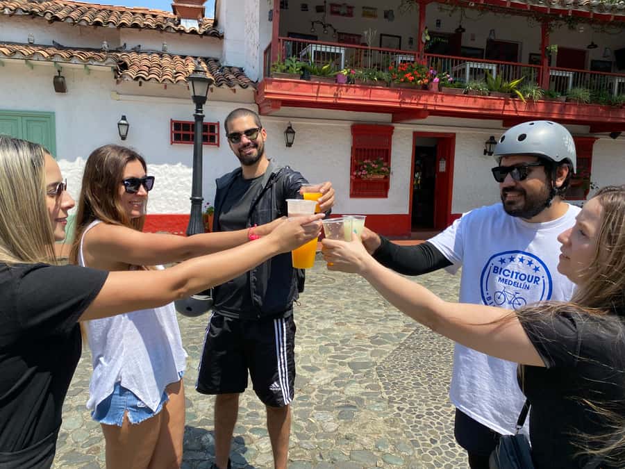 E-Bike City Tour Medellin with Local beer and Snacks - Medellín River Parks by bike path