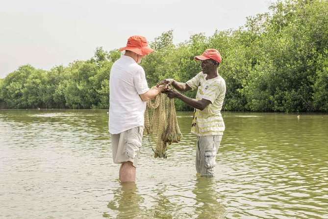 Explore La Boquilla’s Mangrove Tunnels with Local Fishermen - Why this three-hour outing feels different
