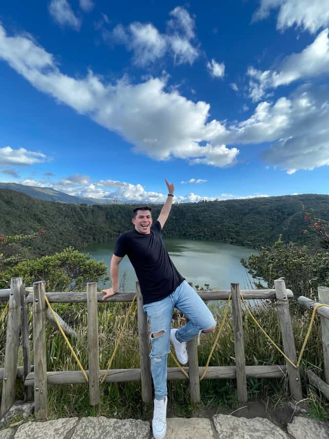 From Bogota: Guatavita Lagoon and Village Guided Tour - Guatavita village: cobblestones, crafts, and a slower pace