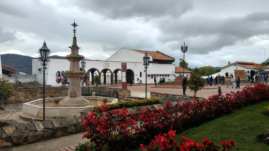 From Bogotá: Lake Guatavita and the El Dorado Legend Tour - Lunch, timing, and the real cost of the day
