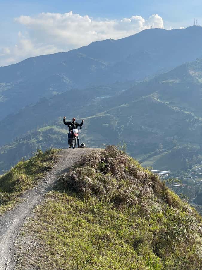 From Bogota: Mountains & Valleys Off-Road Motorcycle Tour - Snack break and the local overlook