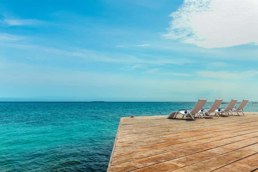 From Cartagena: Rosario Islands Day Trip - Arriving at Isla del Sol
