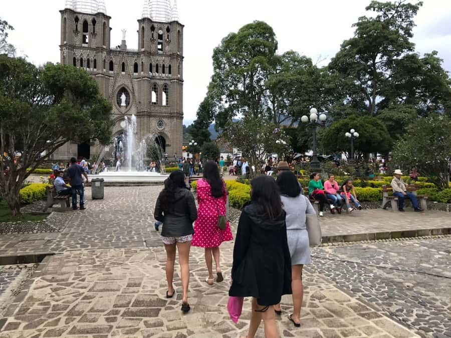 From Medellin: Day Trip to a Jardin Coffee Plantation - The cable car to the mountain summit