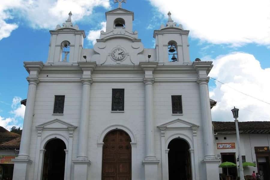From Medellín: El Retiro Private Tour with Food Tastings - Llanogrande, villas, and the Antioquian countryside