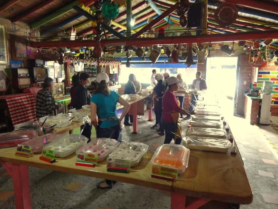 From Medellín: El Retiro Private Tour with Food Tastings - What the guides add to the day