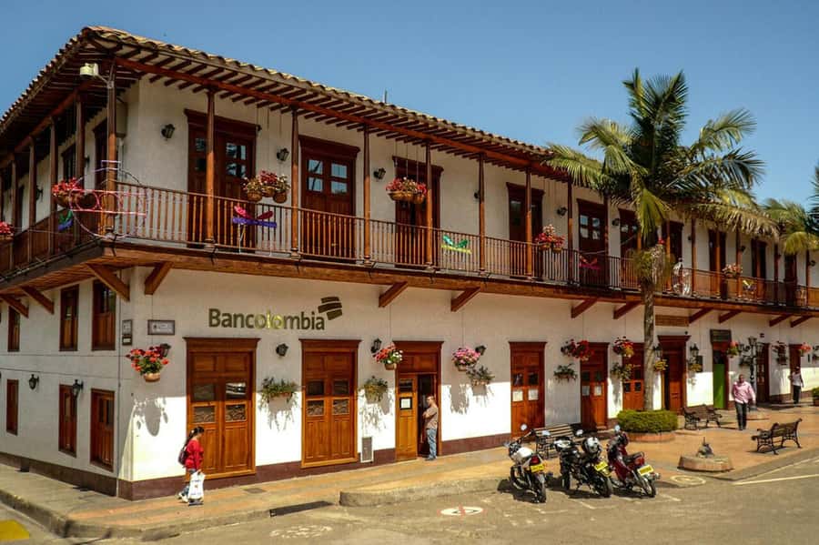 From Medellín: Full-Day Colonial Towns of Antioquia - El Retiro, plazas, and Antioquian woodworking