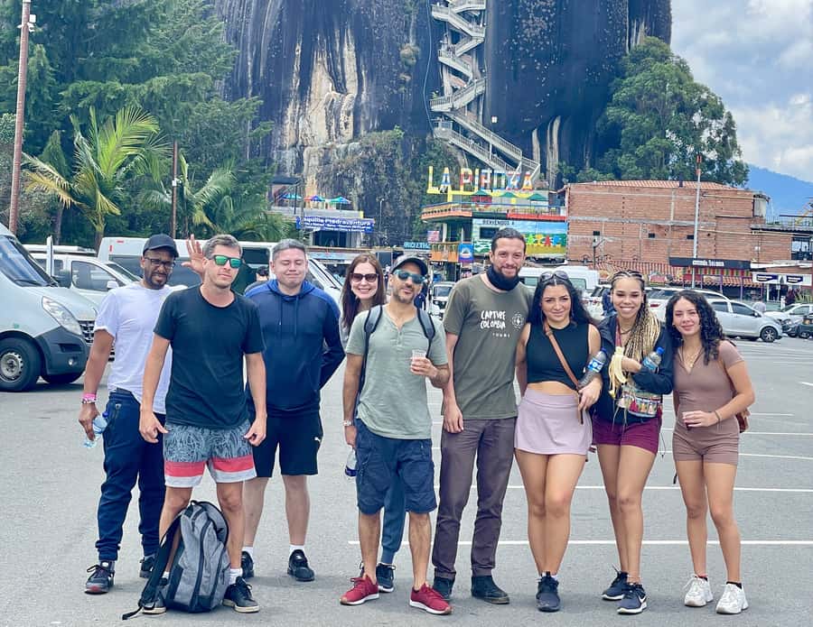 From Medellin: Guatapé Day Trip with El Peñol Rock and Lunch - A traditional breakfast on the road