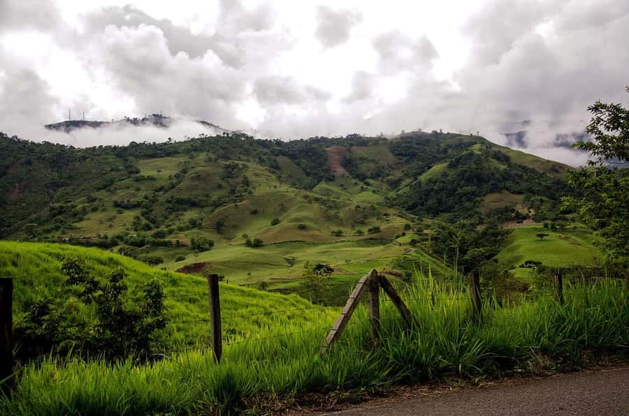 From Medellín: Jardín Private 2-Day Tour with Activities - Day 2: The Road To Cueva Del Esplendor