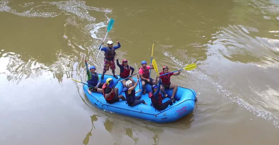 From Medellín: Paragliding and Rafting Combo Tour - The 25-minute paragliding flight