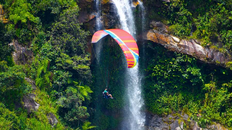 From Medellin: Private Paragliding Tour Over Waterfalls - What the paragliding flight is really like