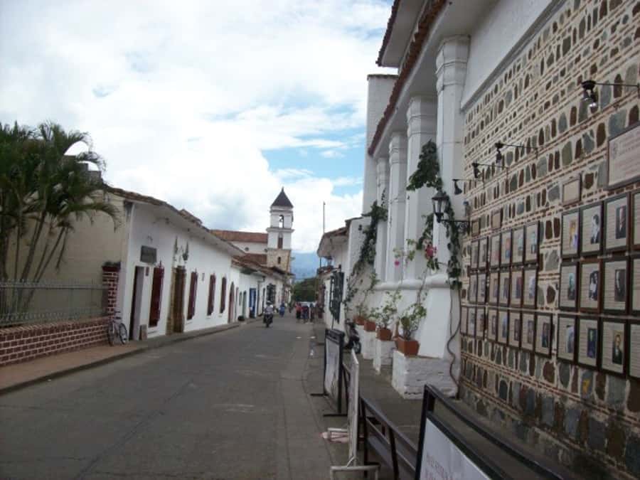 From Medellín: Private Santa Fe de Antioquia Tour - The Cauca River and the short gondola ride