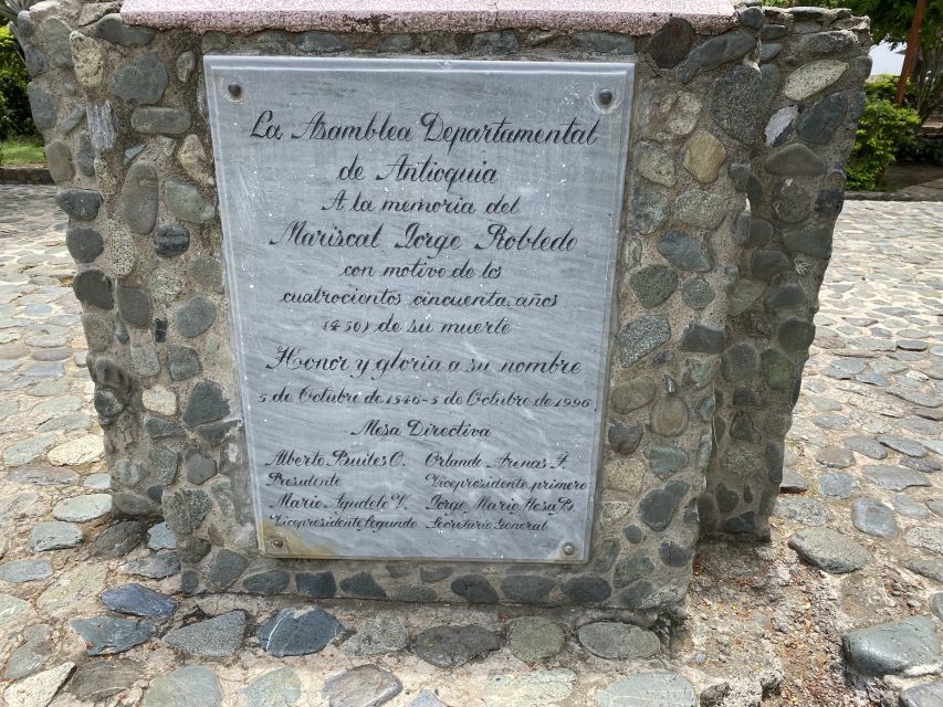 From Medellín: Private Santa Fe de Antioquia Tour - What the private format really changes