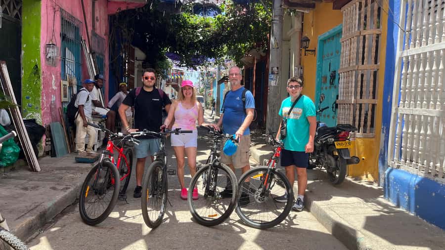 FUN BIKE RIDE WITH LUNCH AT ANTHONY BOURDAIN FAVORITE SPOT - Key points to know before you pedal